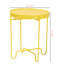Table d'appoint ronde Muriel avec plateau festonné et base décorative en métal jaune