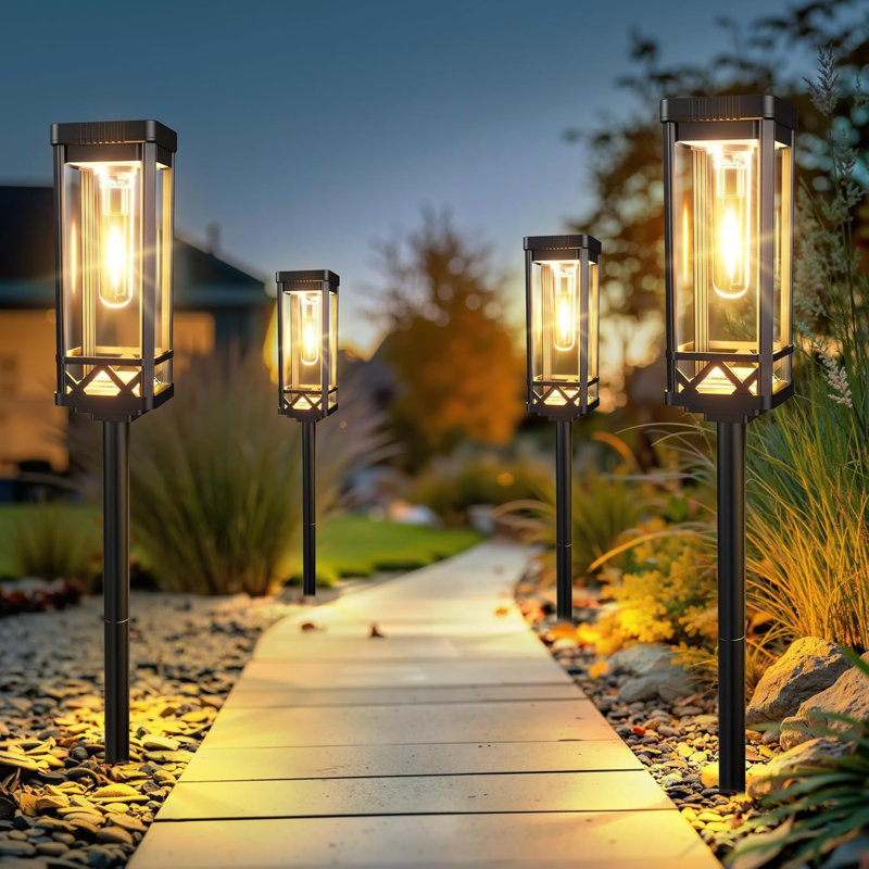 3X plus grandes lumières solaires de sentier d'extérieur, de lumières solaires de jardin améliorées et plus lumineuses alimentées à l'énergie solaire, plus de 12 heures de lumières solaires extérieures pour le jardin