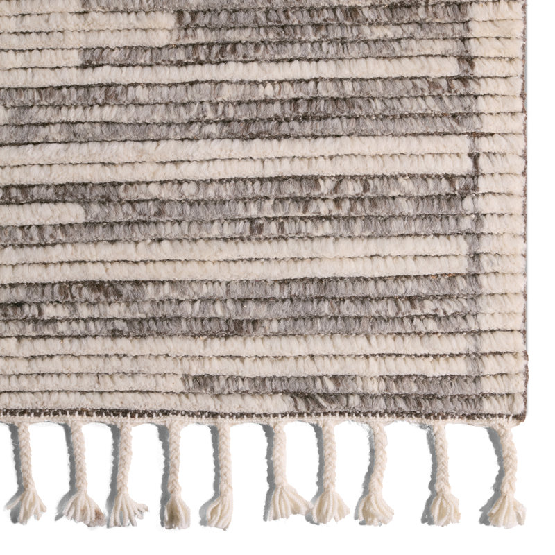 Jaipur Living Patra ALP05 Handknotted Solid Cream and Taupe Area Rug (5'x8'), Rectangle 5' x 8'