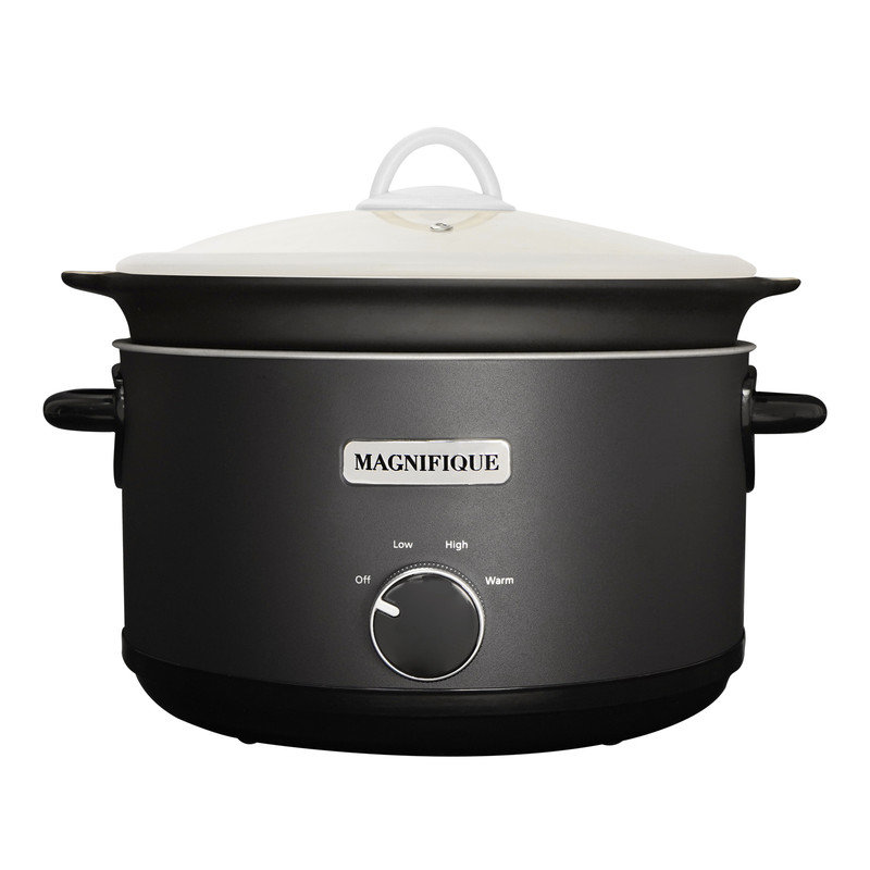 Magnifique 5 Quart Slow Cooker with 3 Cooking Settings, Black