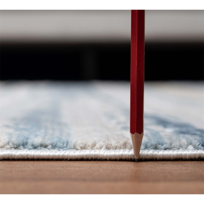 Tapis élégant 2 pi 7 po x 7 pi 3 po Elegance