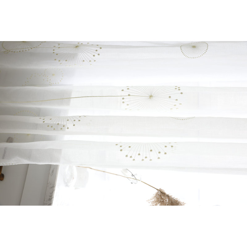 Panneau de rideau simple blanc brodé avec œillets