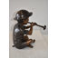 Fontaine en bronze à petit garçon jouant de sa flûte: 13 po x 8 po x H 15 po