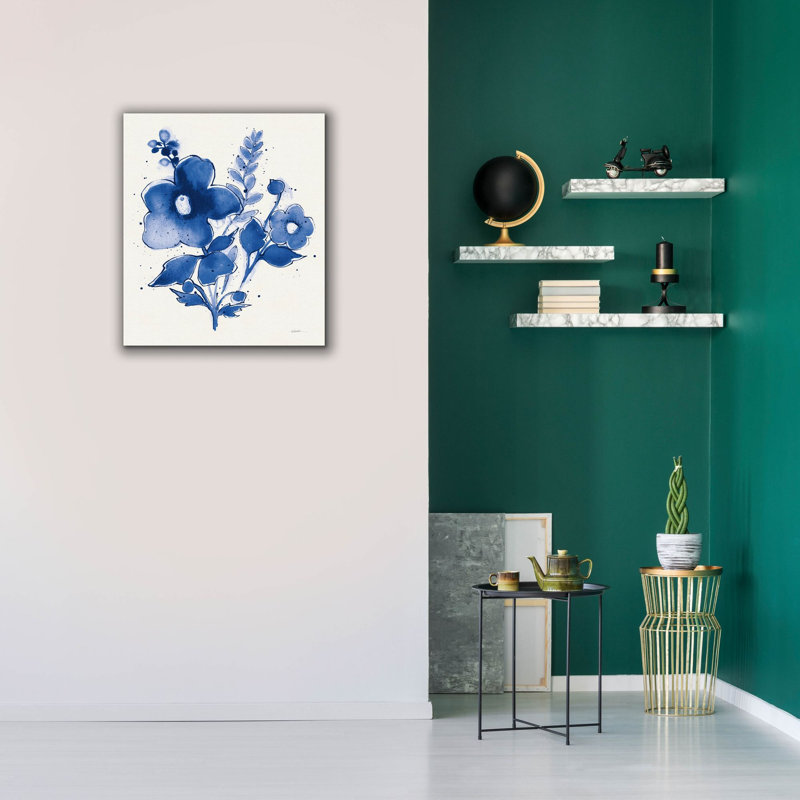 Art mural sur toile Epic Graffiti «Contemporary Blooms Blue 4 V2» par Shirley Novak, H 30 po x l 26 po x P 1,5 po