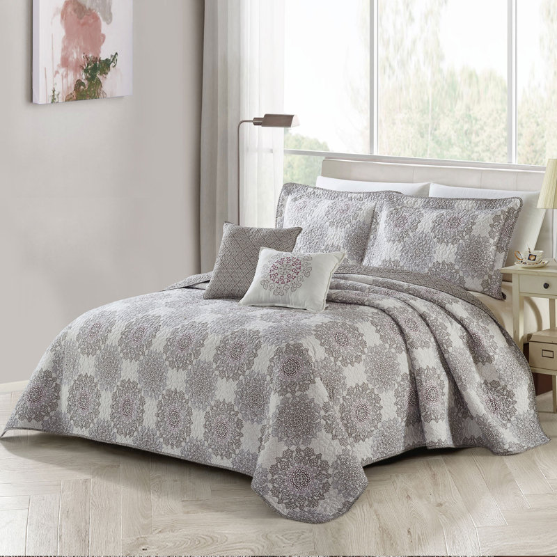 Ensemble de courtepointe 5 pièces Serano Medallion, Couvre-lit grand + 4 pièces supplémentaires