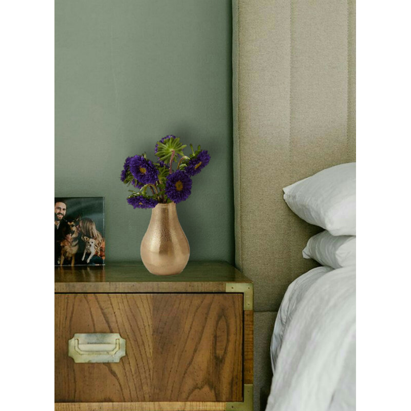 Pilla Metal Table Vase