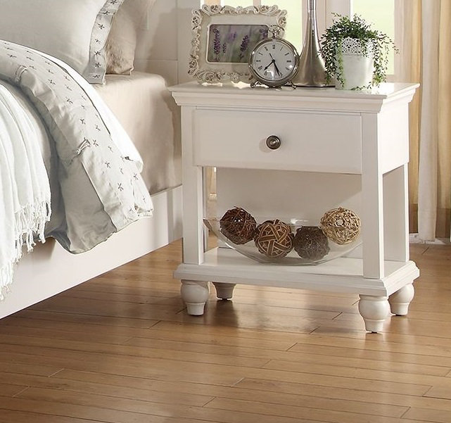 Broncho 24'' W Wood Nightstand, White