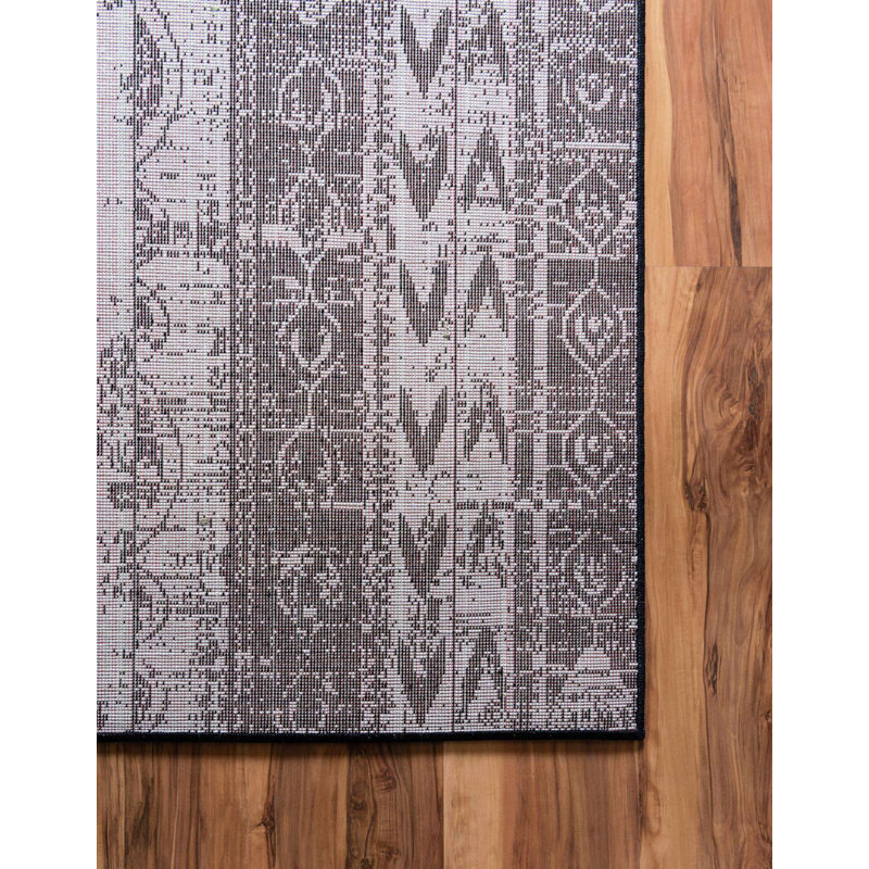 Ibaad Geometric Indoor Rug, Rectangle 10' x 14'1"