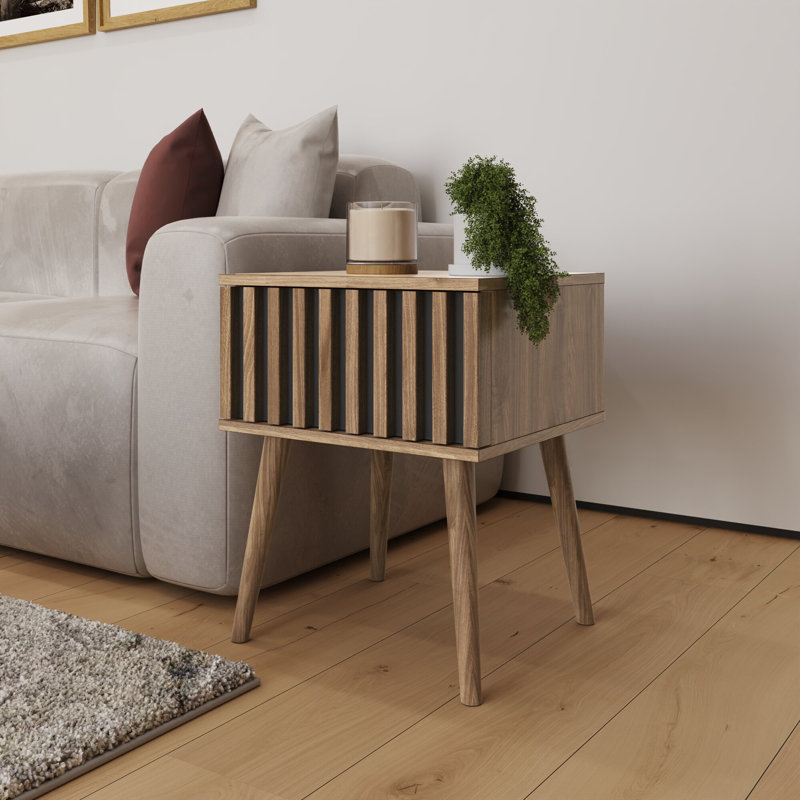 Gowans End Table, Brown