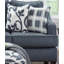 Causeuse à accoudoirs encastrés 64 po avec coussin réversible-443672734