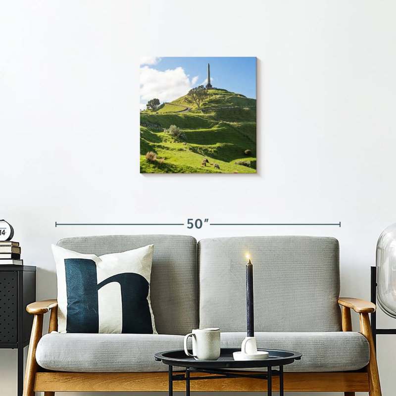 Arney One Tree Hill, 20" H x 20" W