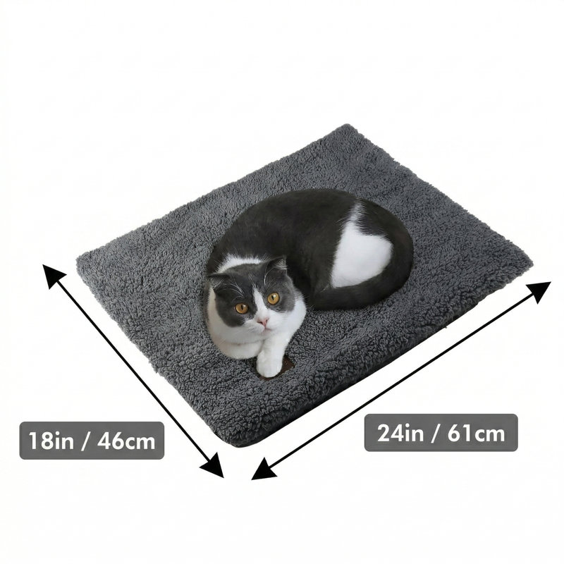 Lit pour chat auto-chauffant, tapis pour chien auto-chauffant avec housse amovible et fond antidérapant, coussin chauffant pour animal de compagnie très chaud, lavable non électrique, 24 po x 18 po