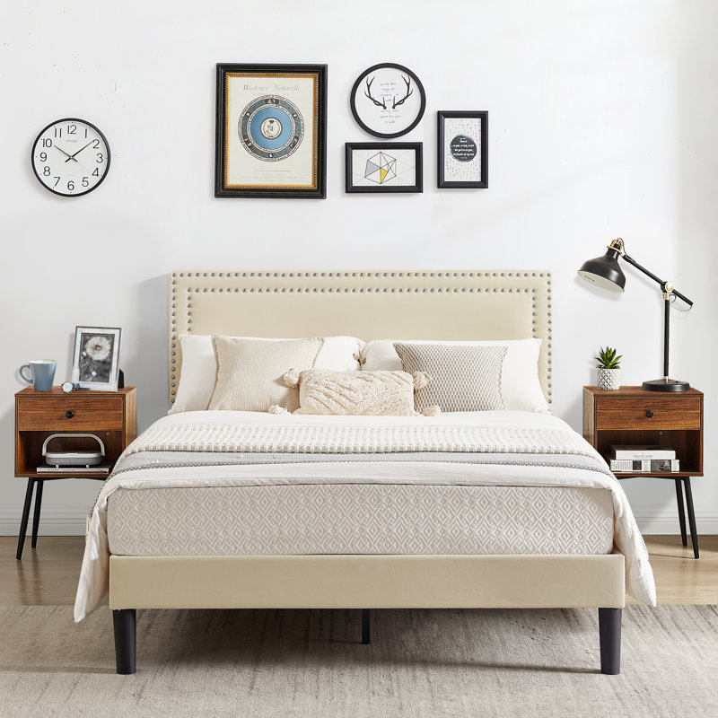 Keyona Steel Piece Bedroom Set, Brown/Cream, Queen