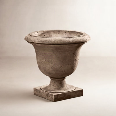 Litchfield 18" Urn Planter