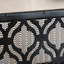 Pare-étincelles en fer moderne à panneau simple, de couleur noire, de style cercle chevauchant, profondeur de 39,24 po, largeur de 11,46 po, hauteur de 35,05 po, garde les cendres, instructions de montage fournies