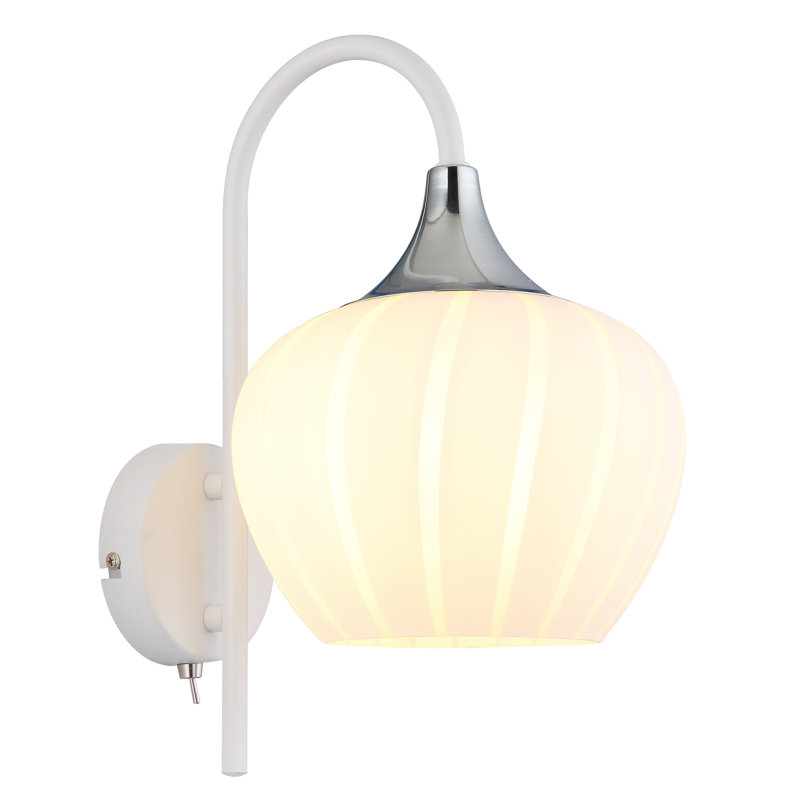 Brickerville Armed Sconce