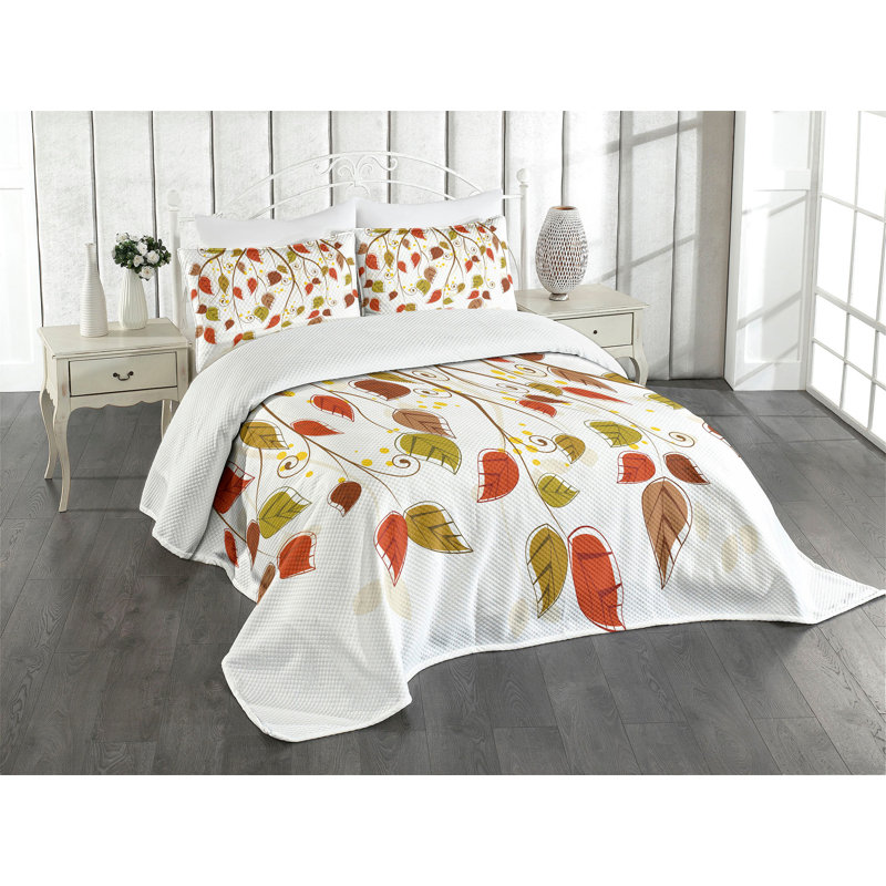Autumn Leaves Brown and Green Quilted Queen Bedspread Set