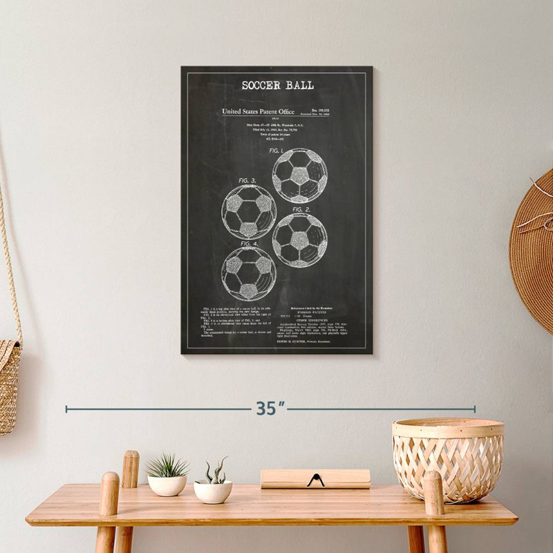 Ballon de soccer, brevet BW sur toile, H 24 po x l 16 po x P 1,25 po