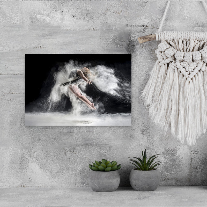 «Dynamic Powder Dancer», art mural contemporain dramatique et élégant, H 12 po x l 18 po
