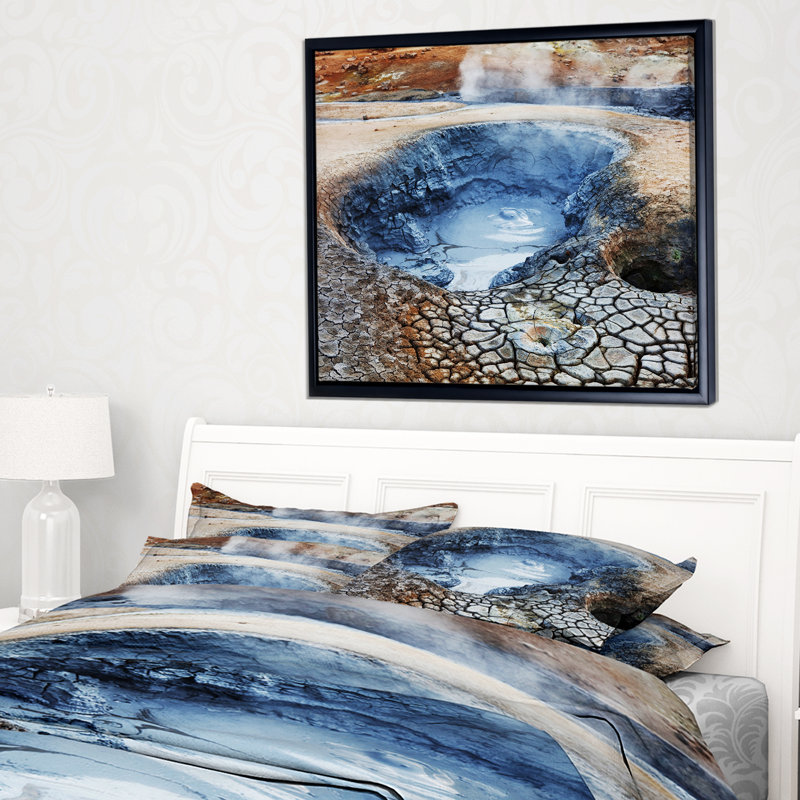 «Beautiful Fumarole Field in Island», reproduction de photo sur toile tendue encadrée, H 30 po x l 40 po x P 1,5 po