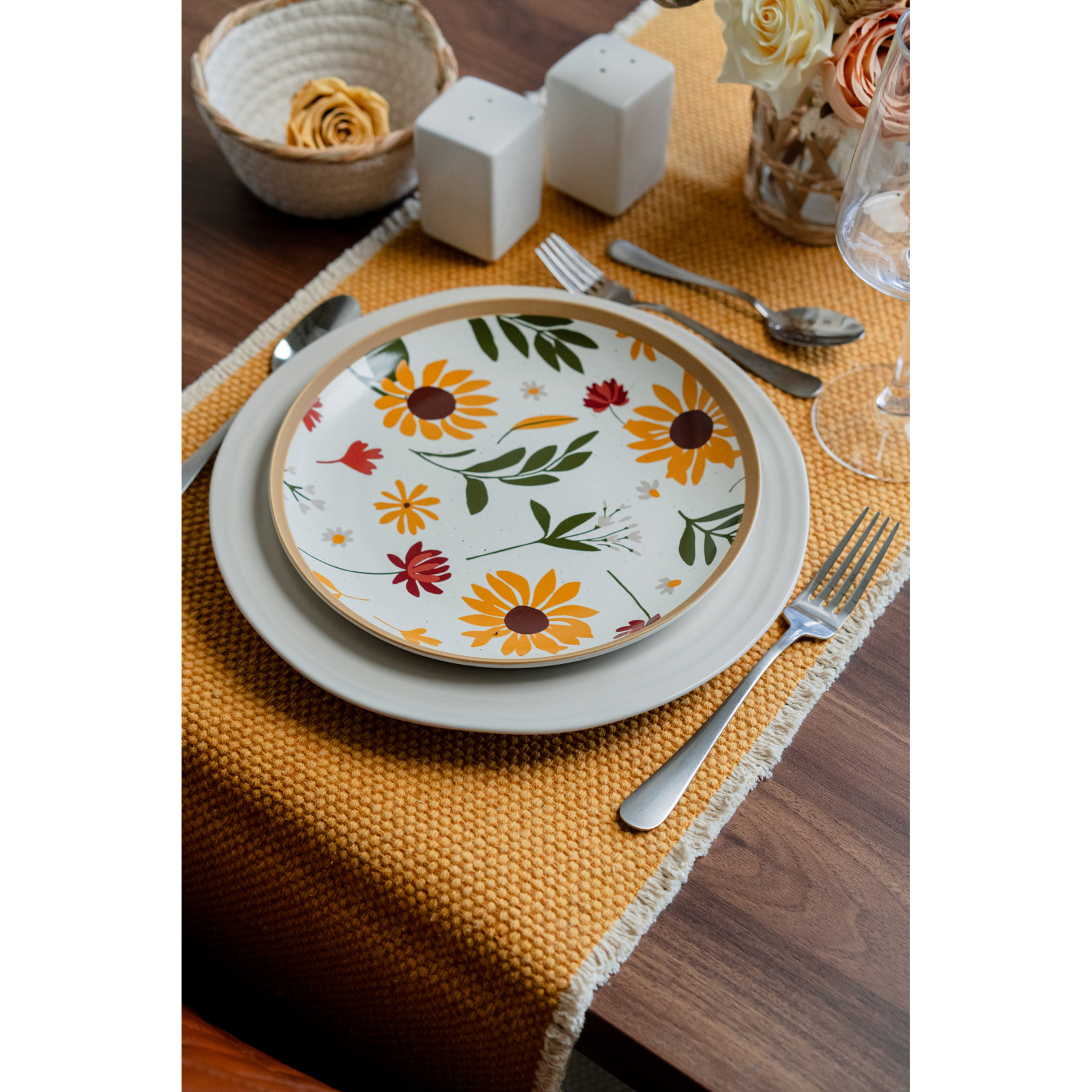 Table Runner, Yellow