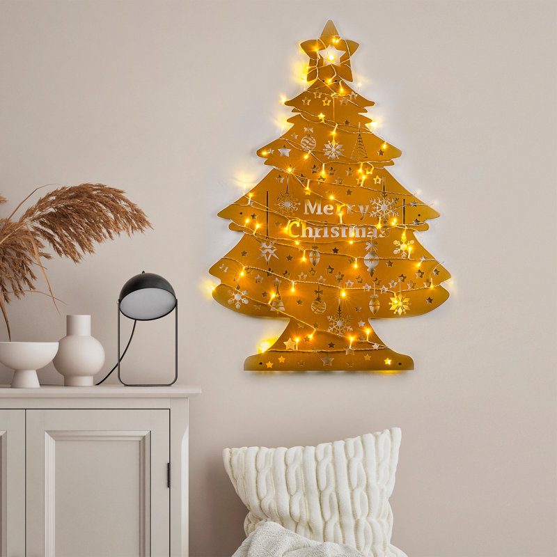 Wall Decor on Metal, Gold