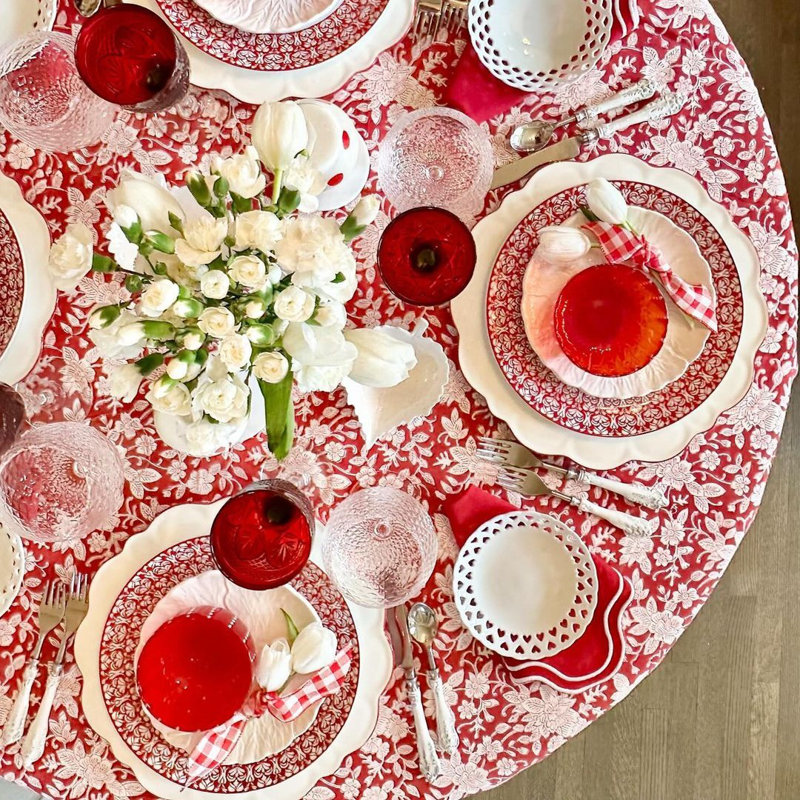 Carmen Round Tablecloth, 60" Round