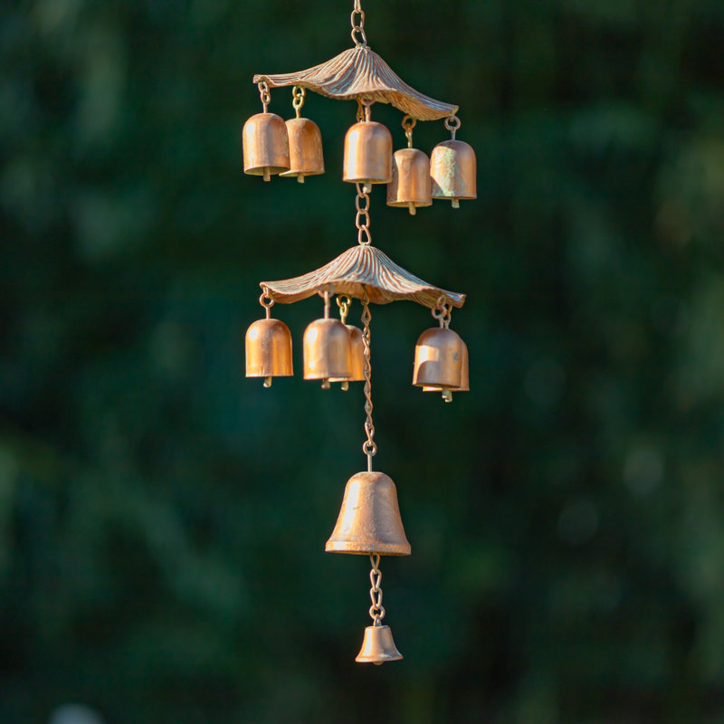 Maison d'oiseaux et mangeoire en fer 43 "avec carillons Wind Haven