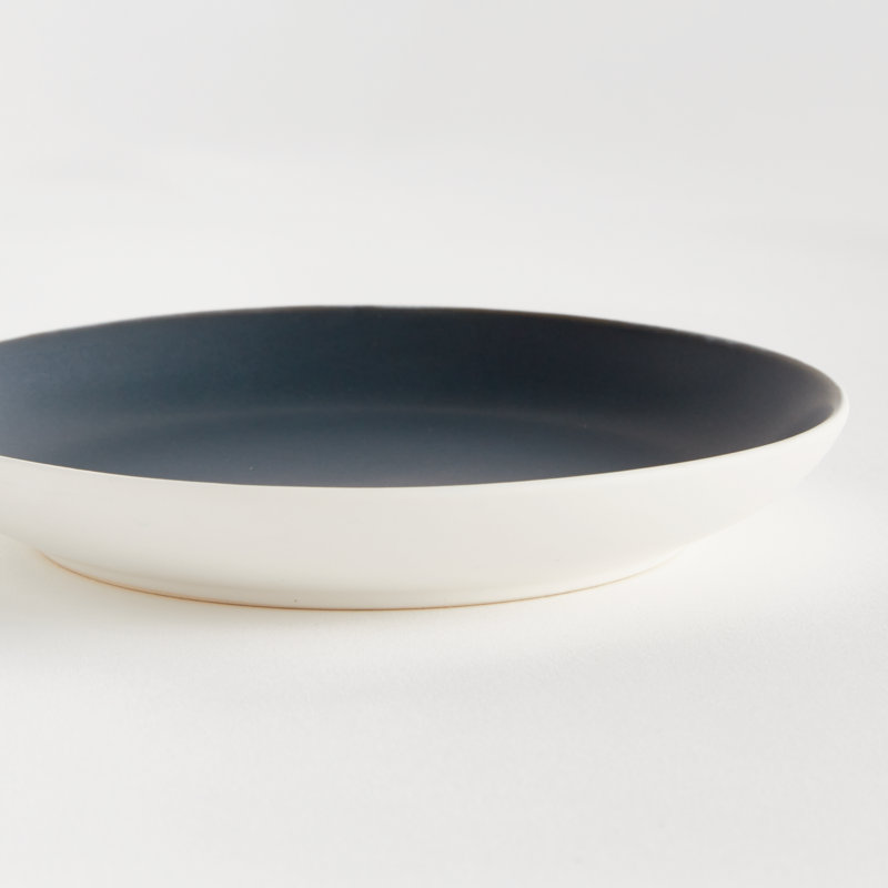 MONARCH BAY APPETIZER PLATE, White/Navy