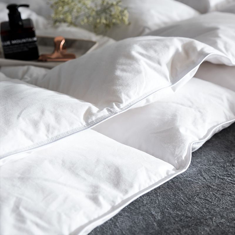 Édredon en duvet d'oie toutes saisons, Grand lit