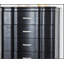 Commode 1 pièce glamour à finition noire avec façade incurvée, tiroir pleine extension, poignées en acrylique, pieds tournés, plateau doublé de feutre pour la chambre à coucher