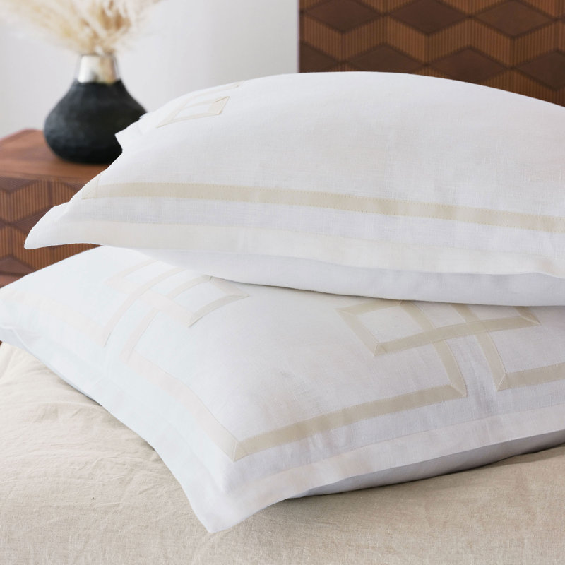 Resort Linen Program 100% Linen Zip Sham, Breeze Bloom, King