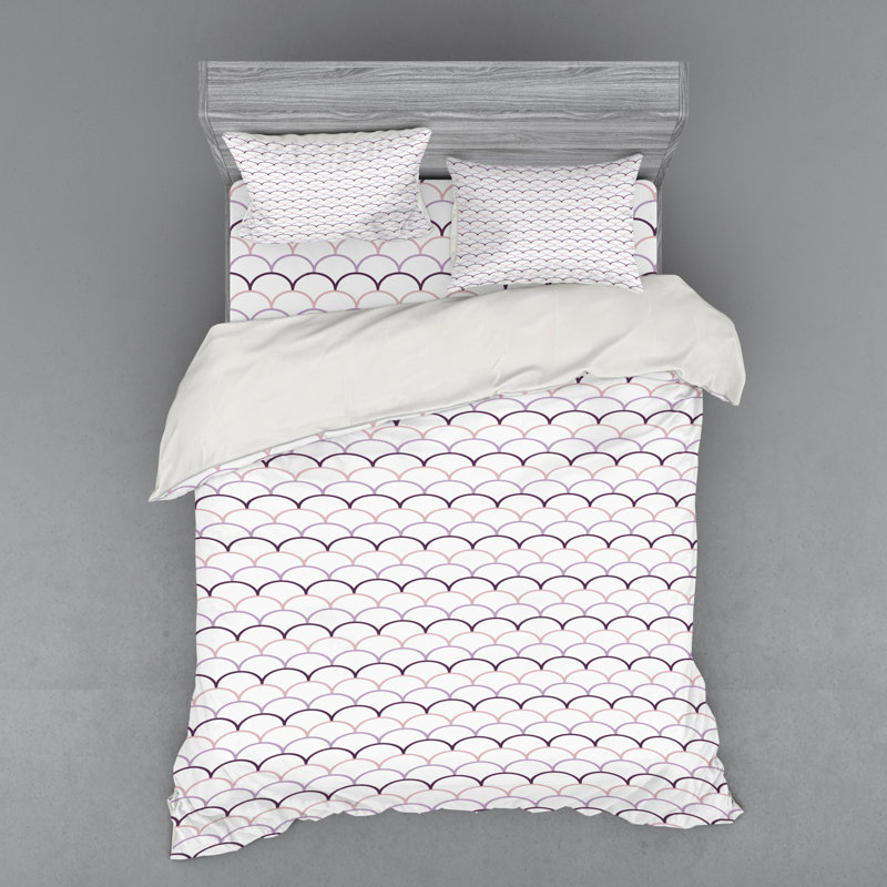 Coastal Polyester Geometric Shapes Duvet Cover, Queen Duvet Cover + 3 Additional Pieces
