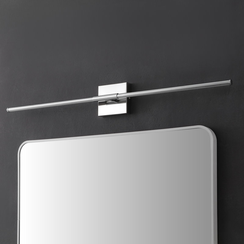 Applique murale articulée à intensité variable à 1 lumière Gallatin, 4.25" H x 32" W x 3" D, Chrome chrome