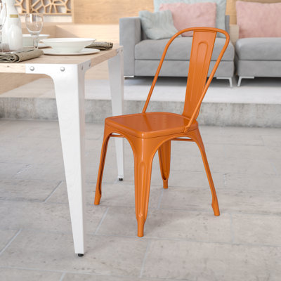 Chaise d'appoint empilable en métal Lily