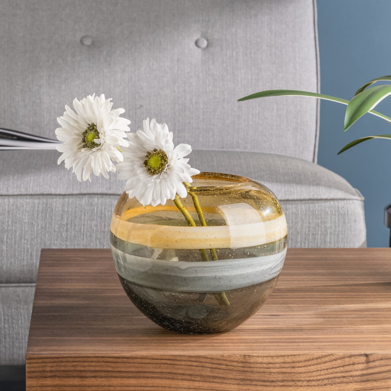 Vase de table en verre soufflé à la main Manzer, Ambre, H 6,75 po x l 7,5 po x P 7,5 po