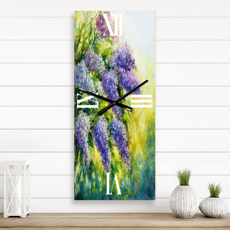 Horloge murale lilas dans le jardin, Petit
