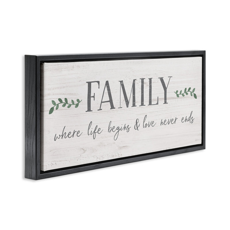 «Love Never Ends Family», H 11 po x l 25 po, Cadre flottant noir de jais