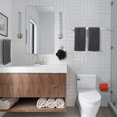 Ensemble de quincaillerie de salle de bain carrée en acier inoxydable 5 pièces avec barre à serviettes, porte-serviettes, porte-papier hygiénique et 2 crochets