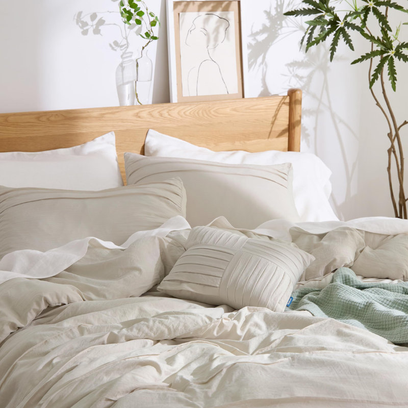 California King Comforter + 3 Additional Pieces, Natural