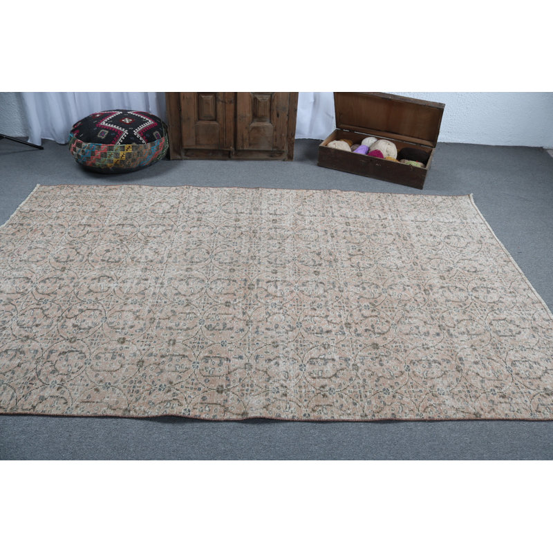 Tapis turc rétro tissé à la main - un ajout unique pour le décor de votre salon