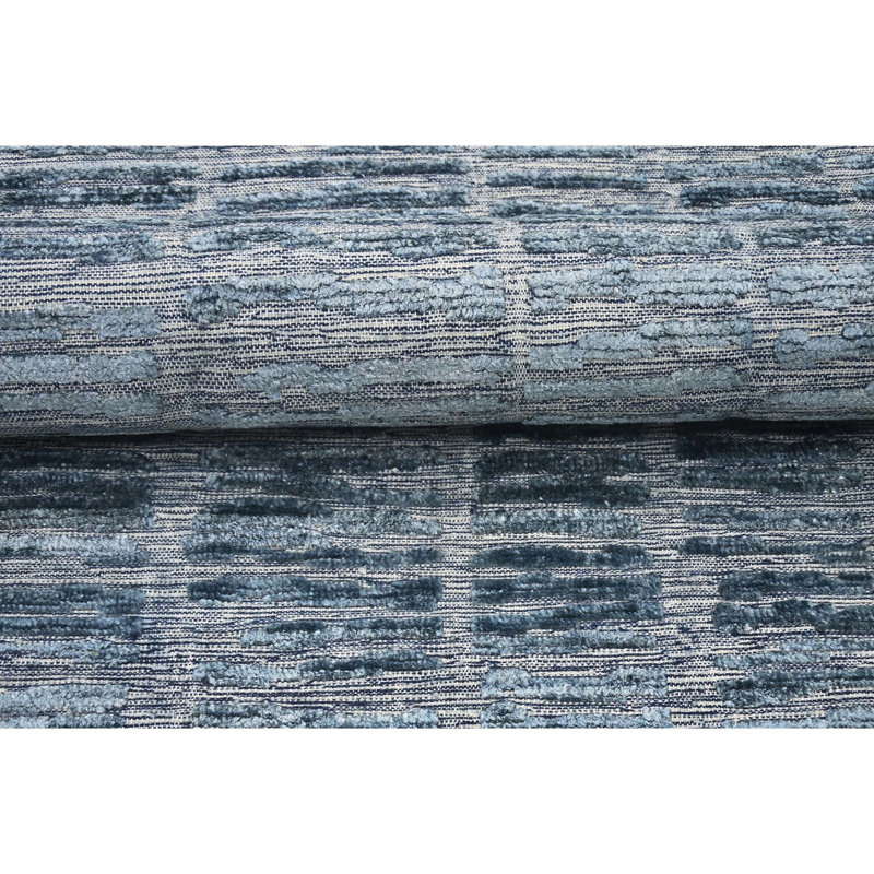 Area Rug in Blue/Gray, Rectangle 8' x 10'