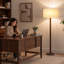 Lampe sur pied sculpturale de 157 cm en bois massif avec tige en perles de bois empilées, abat-jour tambour en lin de 46 cm, finition noyer et interrupteur au pied-1740705698