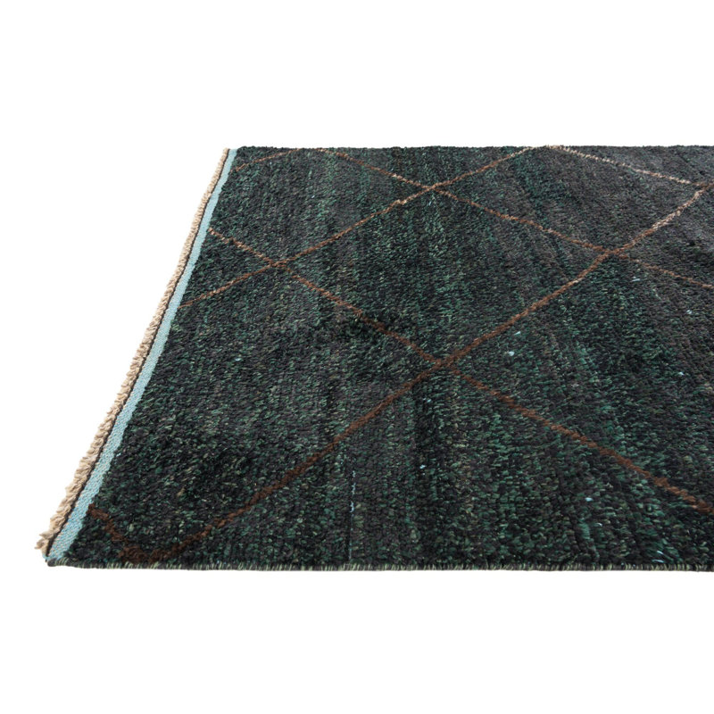 Tapis noir Kalmanovitz