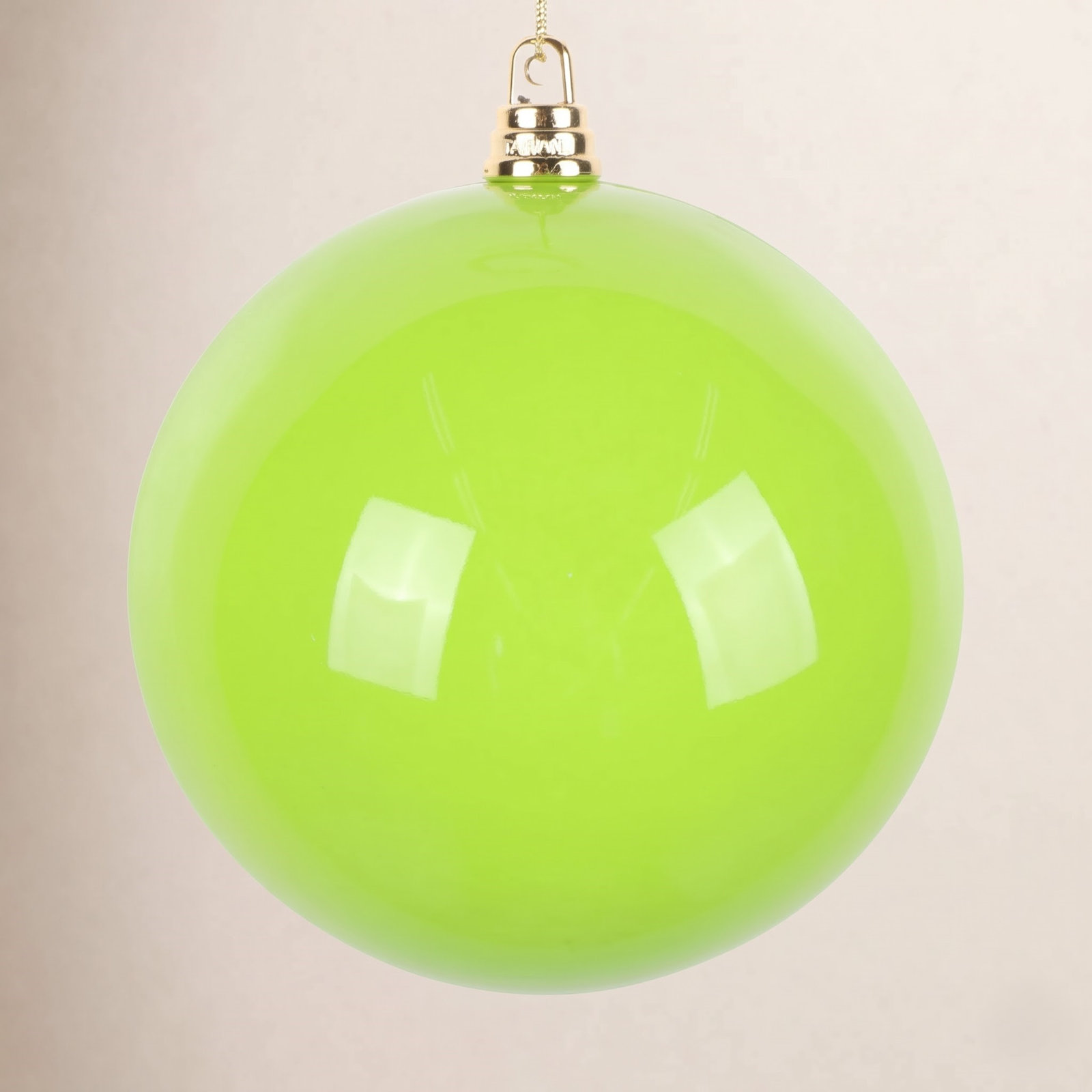 Linita 5" Shatterproof Bauble, Lime