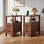 Table de bout avec station de charge-947086596