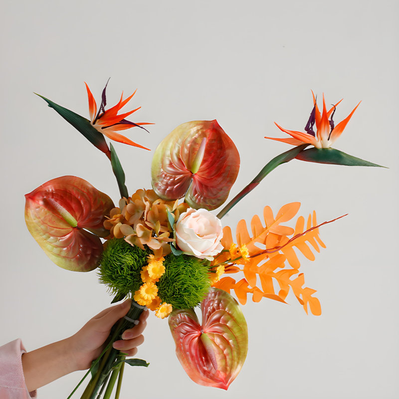 Ornements de fleurs simulées