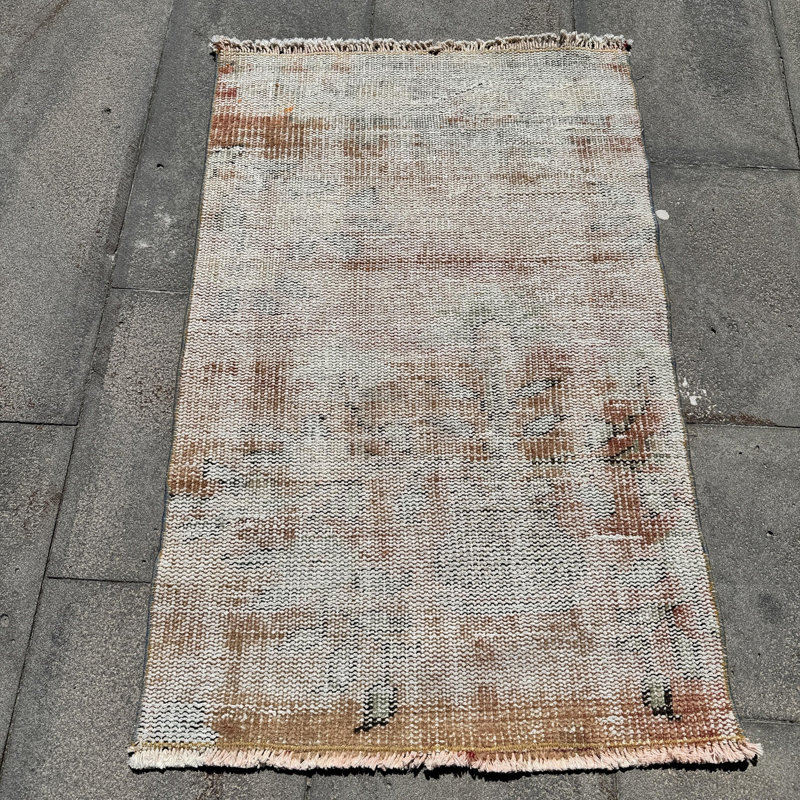 Tapis turc classique rétro classique beige idéal pour la chambre à coucher ou le vestibule avec un design antique