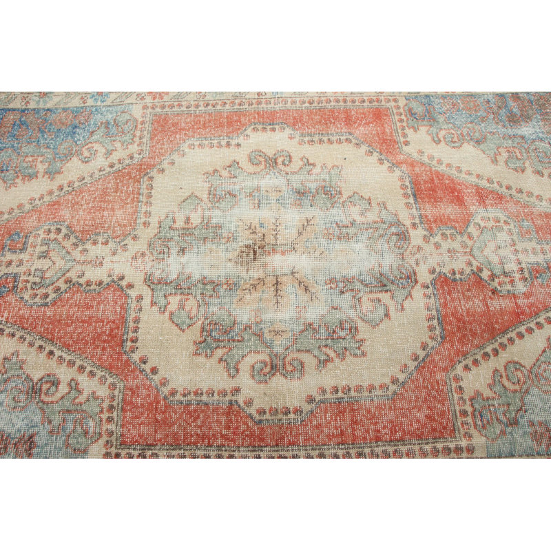 Tapis vintage rétro Anatolian en rouge discret pour l'élégance de la chambre à coucher avec un matériau en laine de luxe