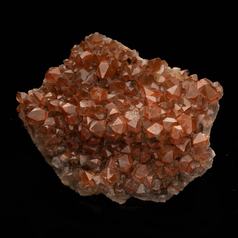 Quartz bêta avec hématite / 1,90 lb